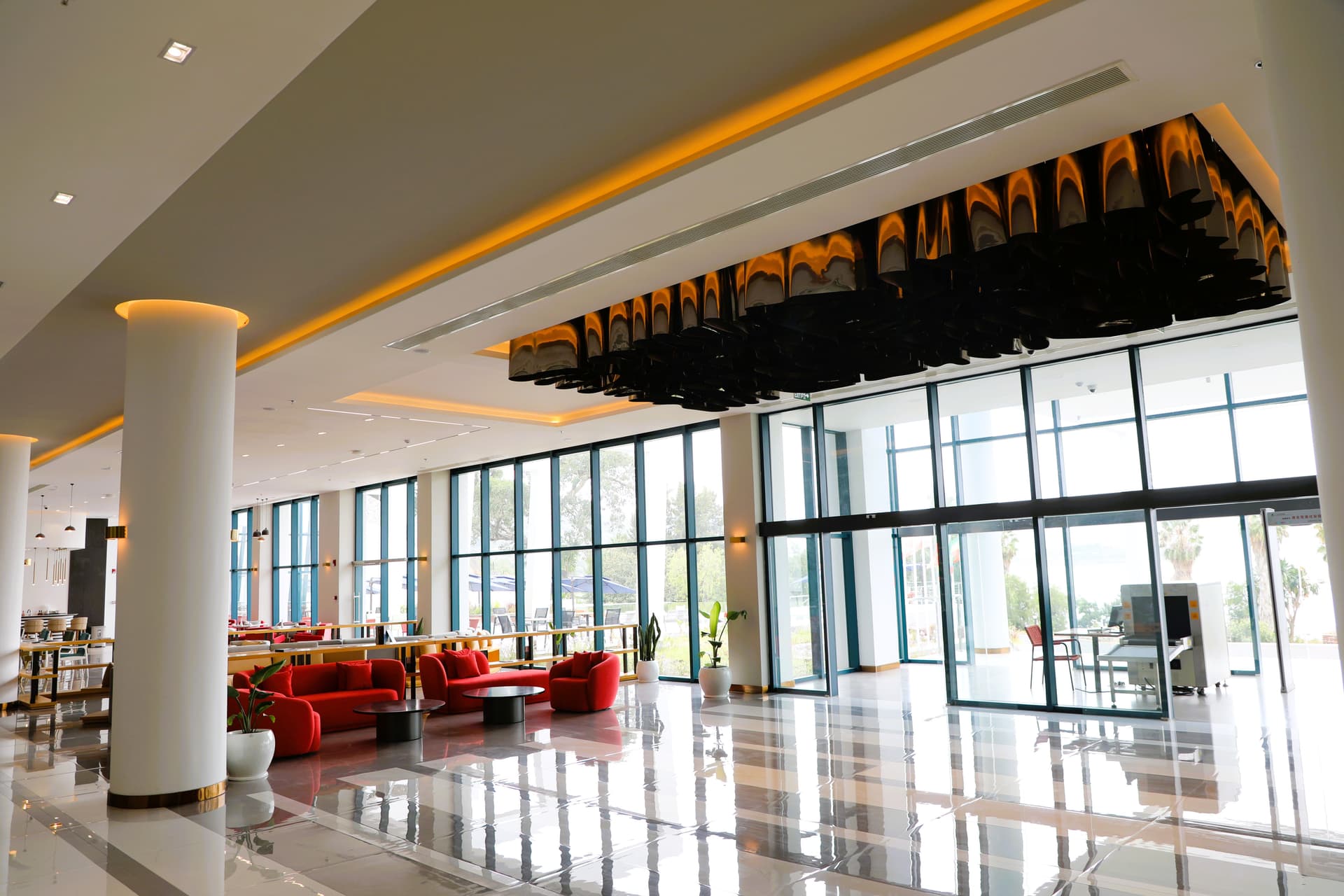 lobby bar
