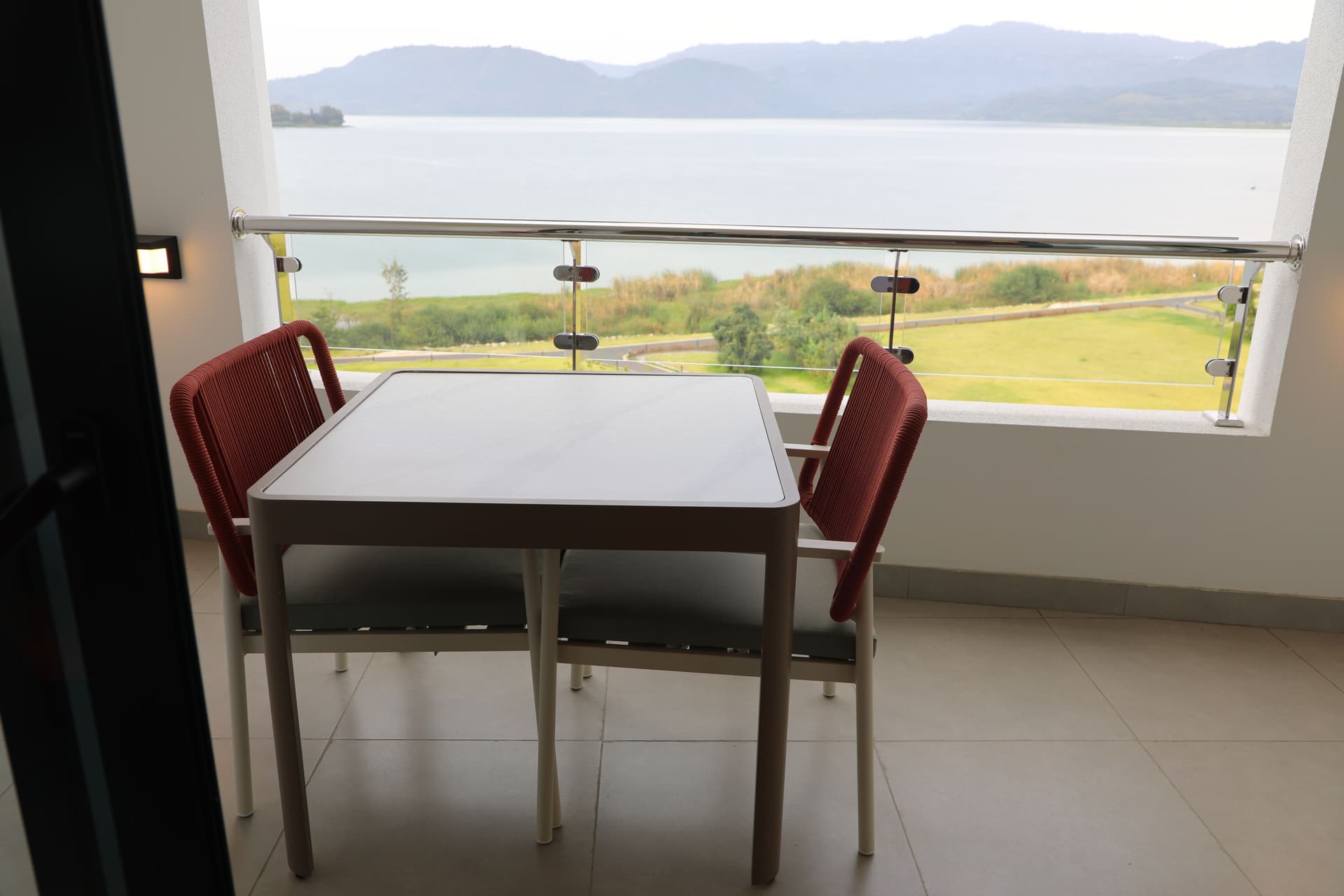 King Lake Room