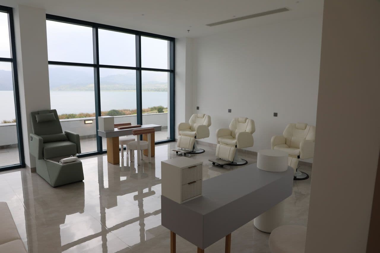 Hair & Beauty Salon